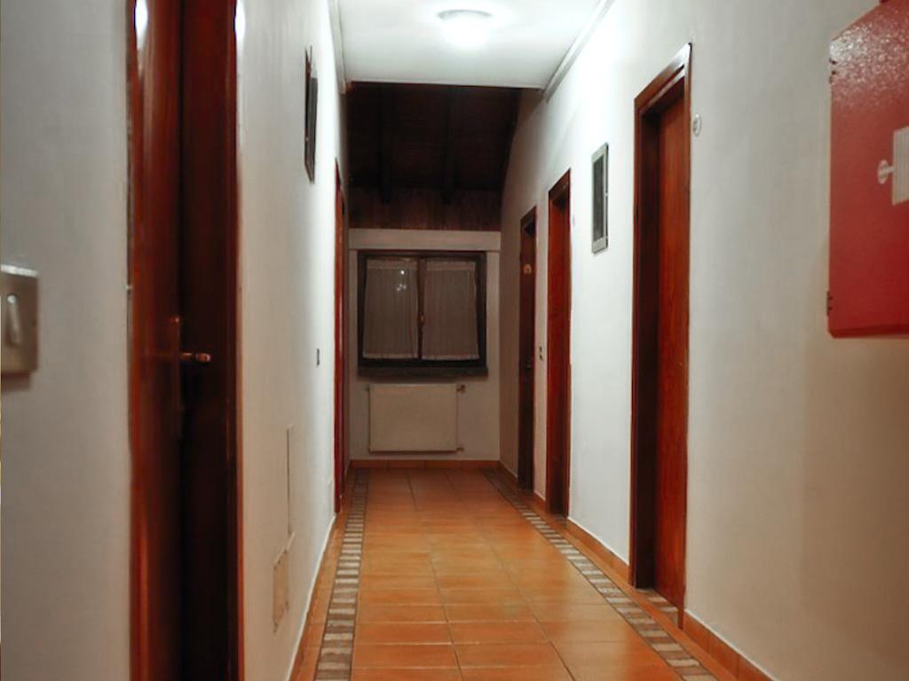 Hotel Ristorante Sassi Rossi Taceno Exterior photo
